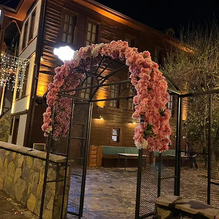 Valide Sultan Konagi Hotel Tarakli