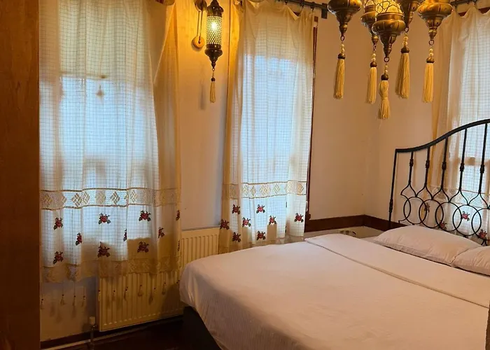 Valide Sultan Konagi *